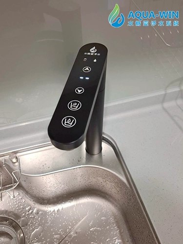 台南觸控式加熱淨水器