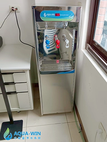 落地型飲水設備