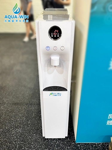 雙溫落地型飲水設備